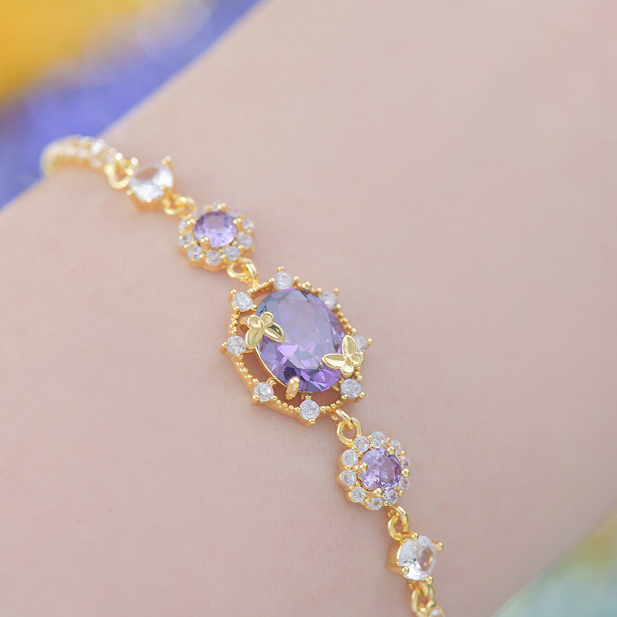 The Butterfly Garden Bracelet is a masterpiece of accessible luxury, featuring an exquisite oval-cut zircon center that radiates a high-end niche appeal. Available in enchanting Sage and Lilac variants, this pull-out bracelet offers a refined fashion statement that brings the delicate beauty of a blooming garden directly to your wrist.
