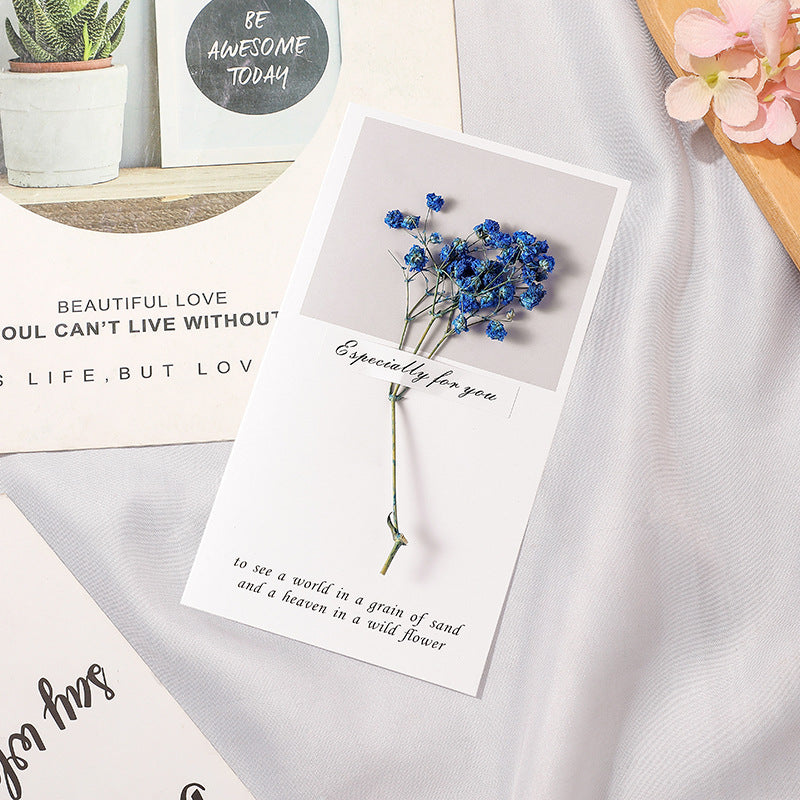 Elegant, minimal, and thoughtfully designed — these Loftique greeting cards add the perfect finishing touch to any gift. With soft floral artwork and a premium feel, they’re made for birthdays, celebrations, and heartfelt moments, turning every present into a complete gifting experience