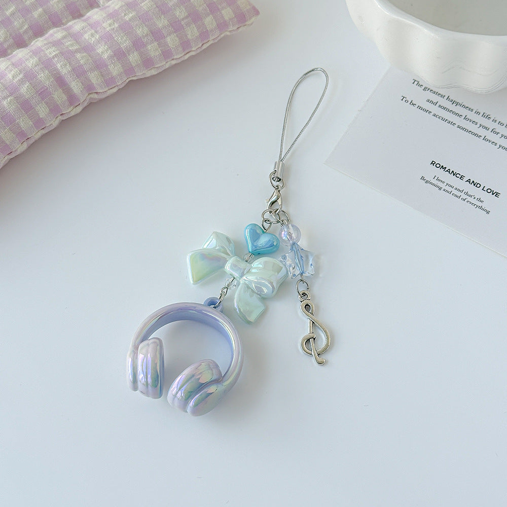 A soft echo of style and sweetness — the EchoBliss Charm brings together dreamy pastel tones and playful music-inspired details. Designed to add a touch of personality to your everyday essentials, it feels light, aesthetic, and effortlessly charming.