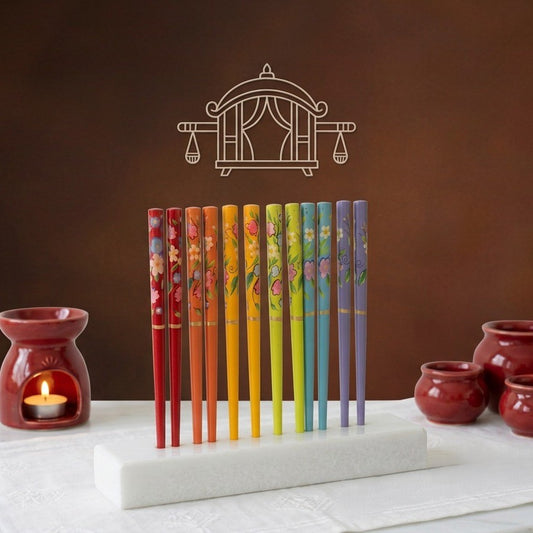 A playful burst of color for your everyday hairstyles — the&nbsp;Bloomstick Hair Pins bring together vibrant hues and delicate floral patterns in a charming, easy-to-style accessory. Each pin feels like a tiny garden bloom tucked into your hair, adding a cheerful and youthful touch to braids, buns, or loose styles. Light, colorful, and effortlessly cute, they’re perfect for brightening up any look.
P.S: Colors and designs will be sent randomly based on availability