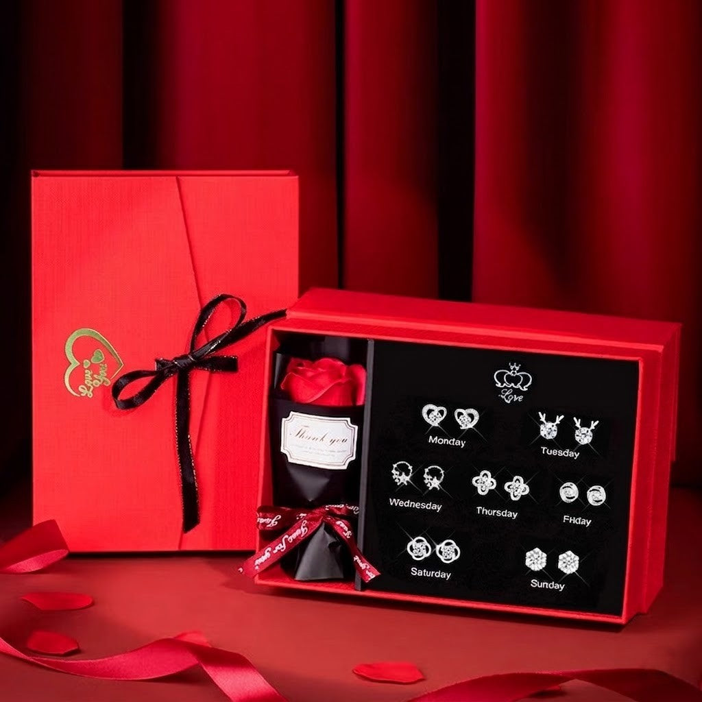 A week full of love, captured in delicate sparkle, the Love Calendar Gift Box Bundle turn everyday moments into something special. With a unique design for each day, this set brings a playful yet meaningful charm that feels personal, stylish, and beautifully expressive.