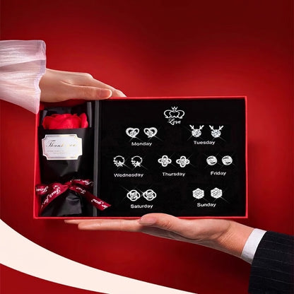 A week full of love, captured in delicate sparkle, the Love Calendar Gift Box Bundle turn everyday moments into something special. With a unique design for each day, this set brings a playful yet meaningful charm that feels personal, stylish, and beautifully expressive.