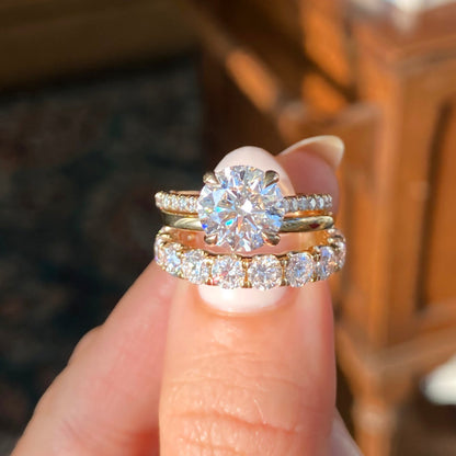 A triple-band sparkle story with a center spotlight that steals the room—this set looks like three promises stacked into one stunning moment. Trinity of Love Ring Set is made for the girl who wants more shine, more meaning, more “wow” in every hand move.